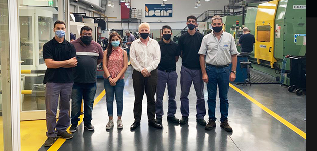 Personal técnico de las empresas Bersa S.A y AMS Advanced Machine Systems visitamos la moderna planta de manufactura de ISCAR